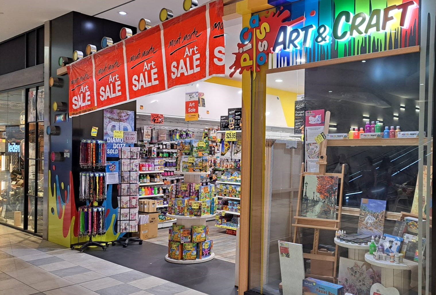 Discount art supply store, a 'first' of its kind in San Antonio